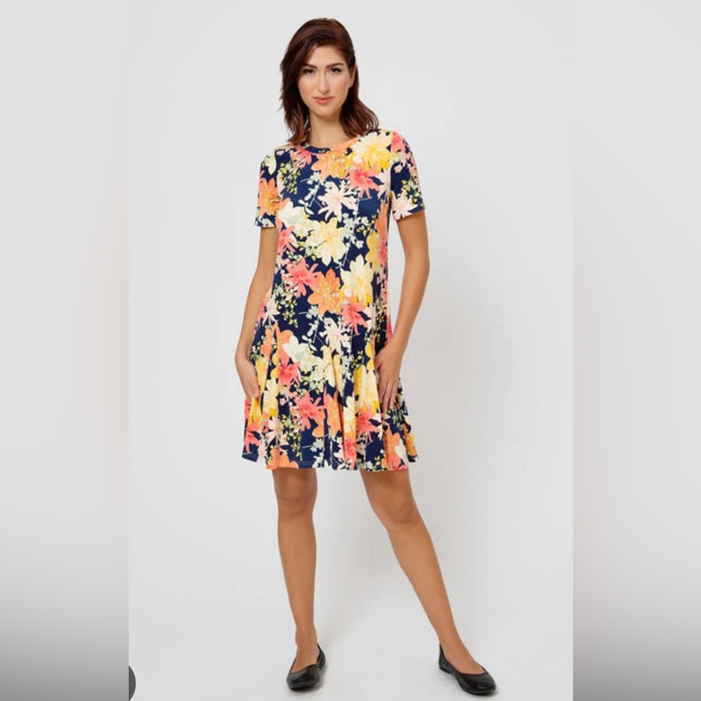 Leota women’s Serenity in Ginkco Dress Yellow